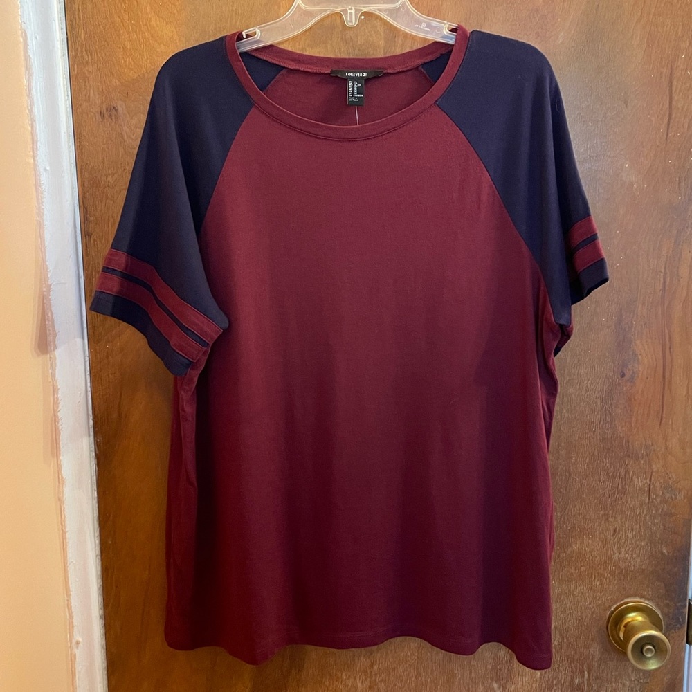 Forever 21 tee